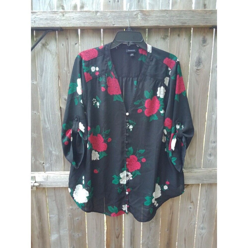 Torrid Black Floral Button Down Blouse Top 1X  #11566544